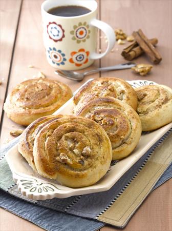 Rolls de canela y frutos secos