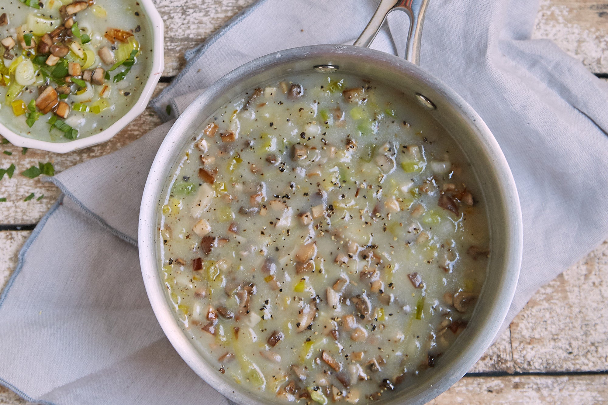 Sopa de Puerros y Hongos