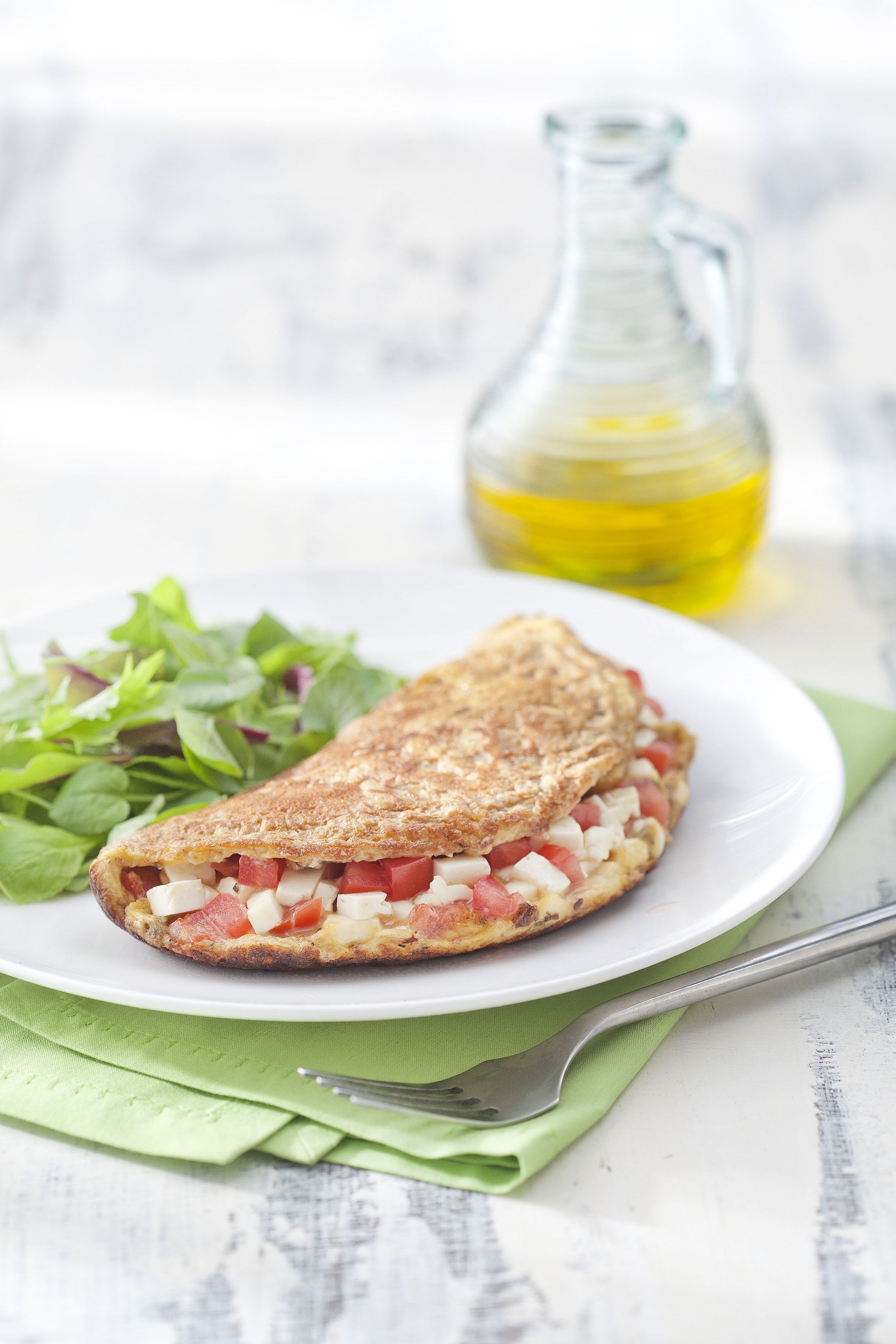 Tortilla Integral con Queso Blanco, Tomate y Orégano