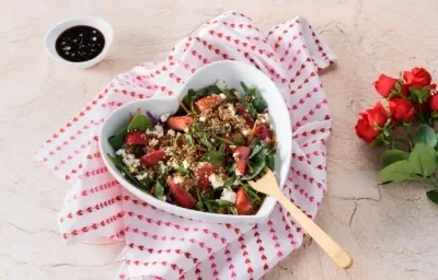 ENSALADA del AMOR preparada con ugo MAGGI®