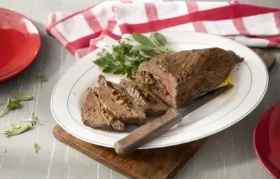 Lomo relleno de finas hierbas