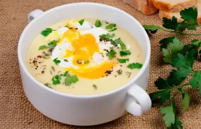 Puré de papas con Huevo Puré de papas con Huevo